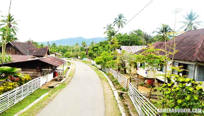  Desa Adat yang Ada di Indonesia Beserta Daerahnya Inilah 10 Desa Adat yang Ada di Indonesia Beserta Daerahnya