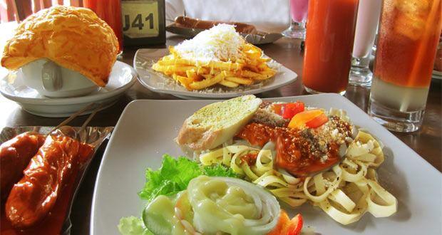  Bandung memang surganya masakan enak dan maknyus 10 Tempat Wisata Kuliner Di Bandung Yang Enak