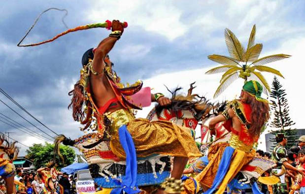 Jawa Tengah termasuk provinsi yang masyarakatnya memiliki  Tari dari Jawa Tengah, Klasik, Tradisional, dan Kreasi Baru